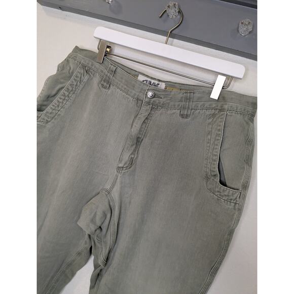 Mountain Khakis Teton Twill Work Outdoor Activewear Green Gray Pant 38 x 32 - Picture 2 of 10